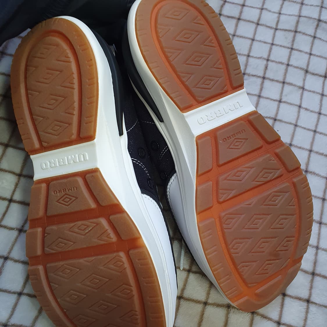 1216) 엄브로 토비 스니커즈 상품이미지7