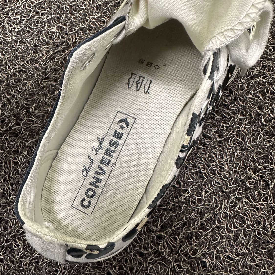 컨버스 척 테일러 1970s OX로우 레오파드 스니커즈 245 상품이미지5