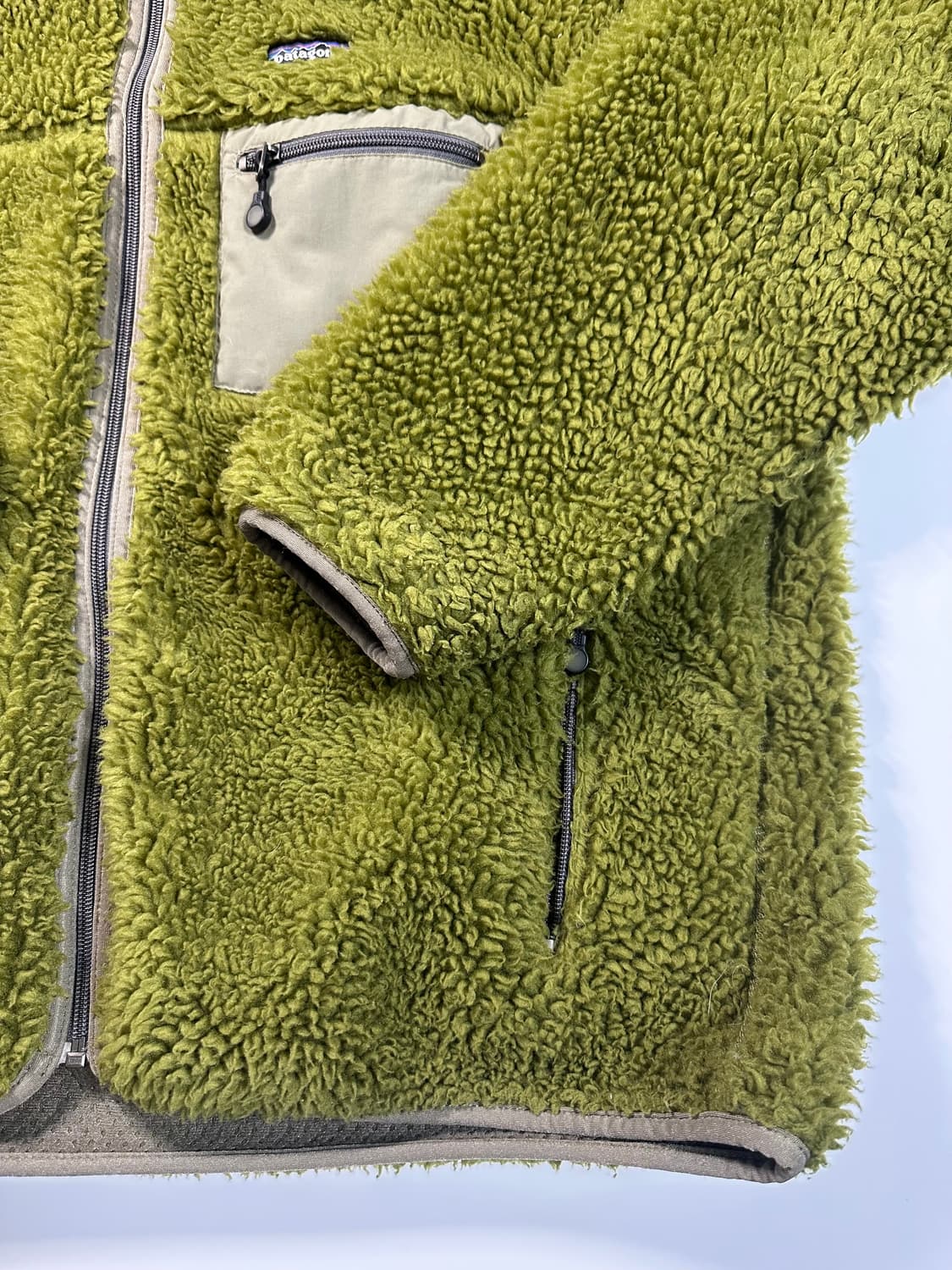 [L사이즈] 파타고니아 딥파일 모스그린 상품이미지5