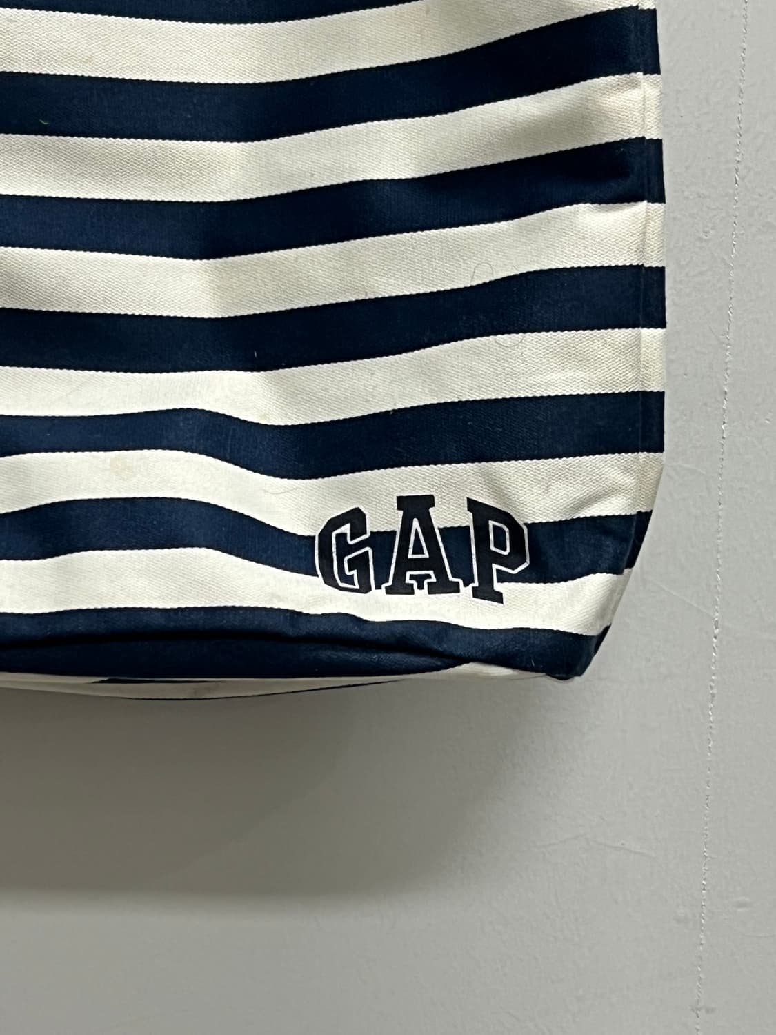 (OS) GAP 스트라이프 토드백 화이트/네이비 상품이미지3
