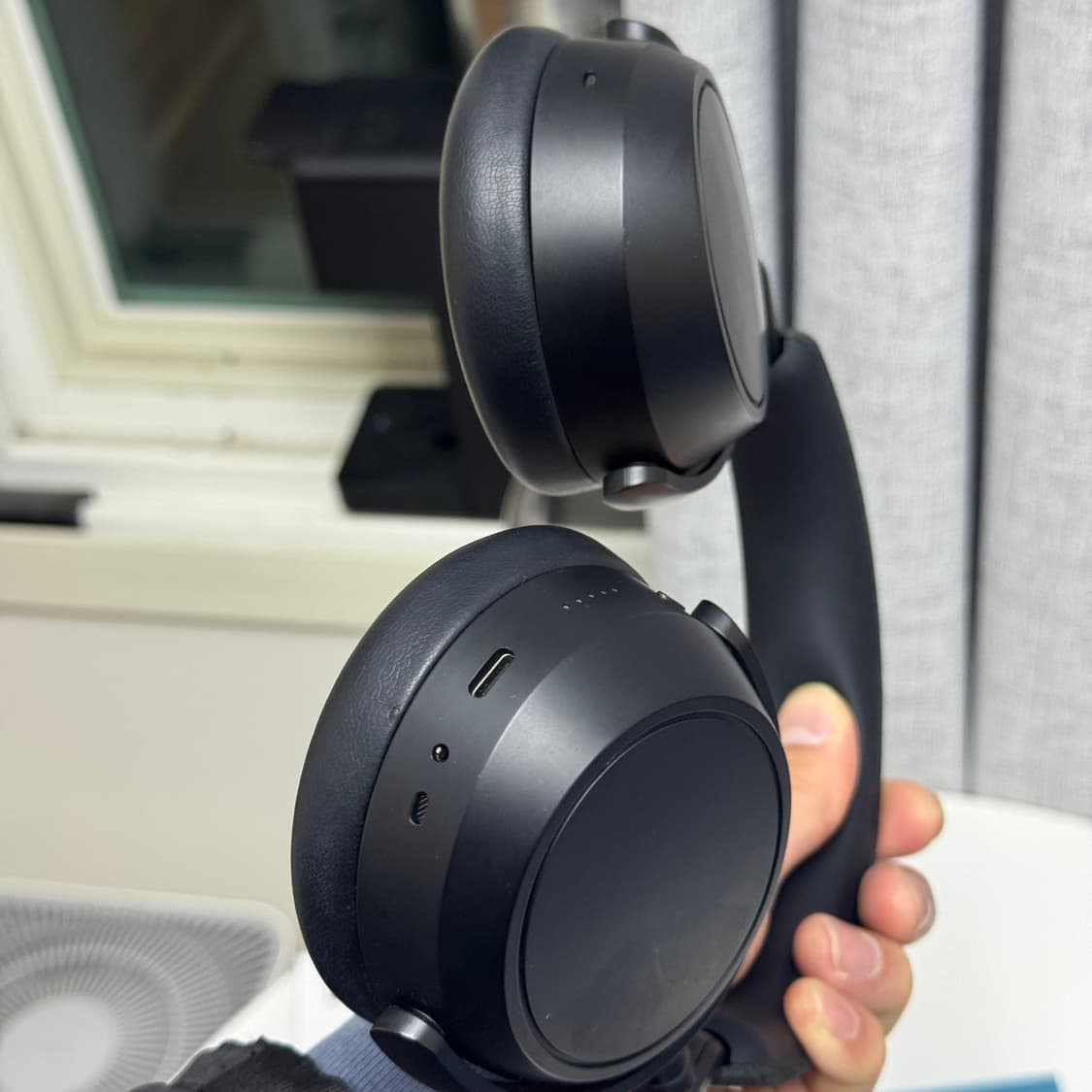 급매! 풀박스 젠하이저 모멘텀4 헤드폰 + (개별 BTD600 어댑터) 상품이미지4