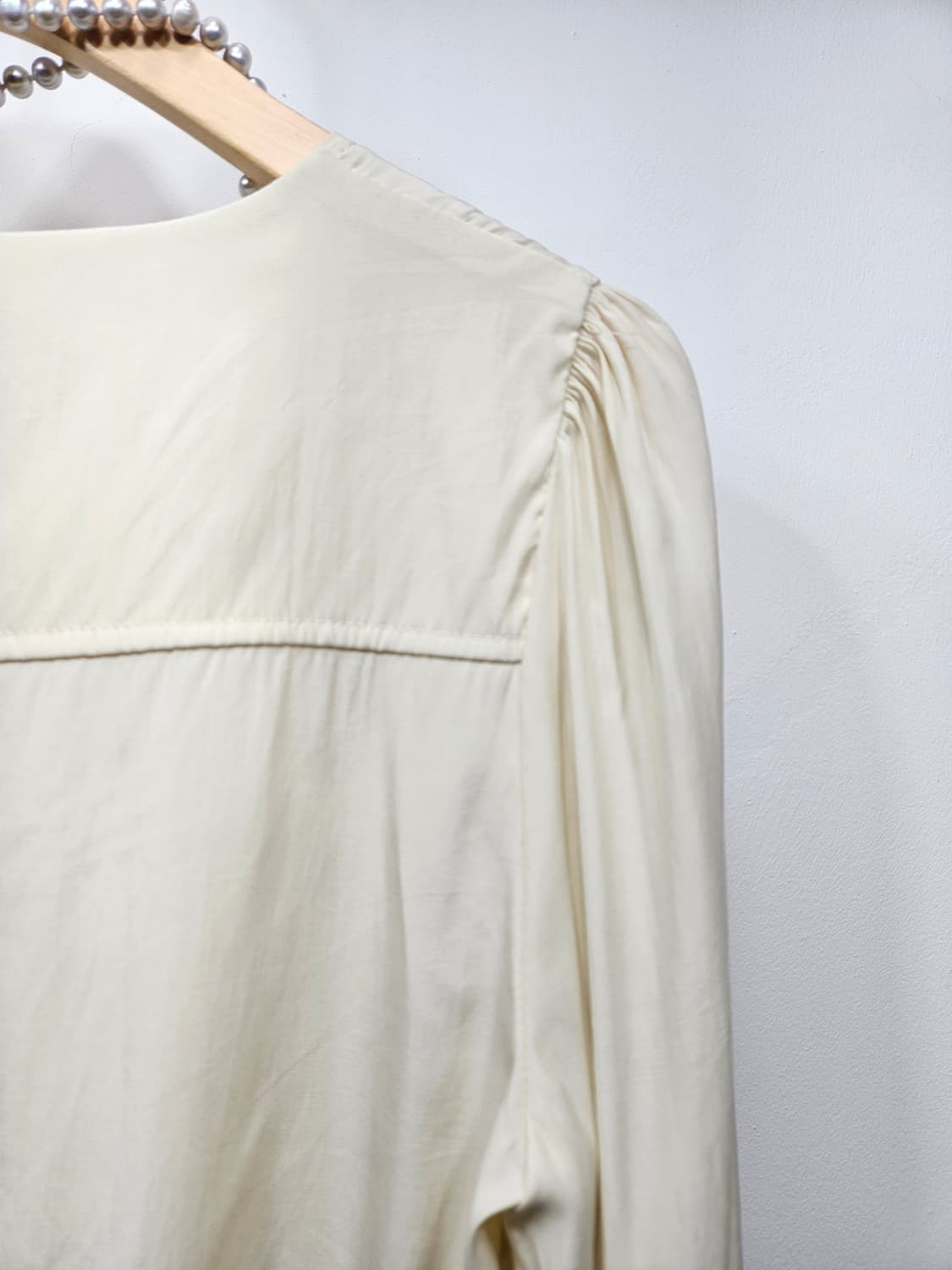 밑단 셔링 여리여리 블라우스[새상품] 상품이미지8