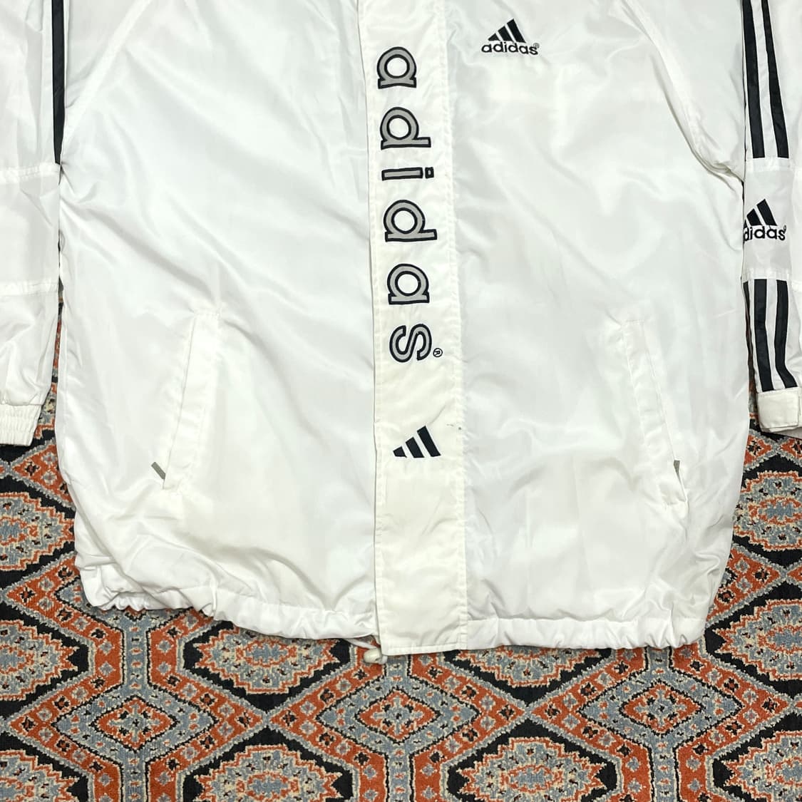 아디다스 올드스쿨 화이트 바람막이 후드점퍼 남성100 상품이미지3