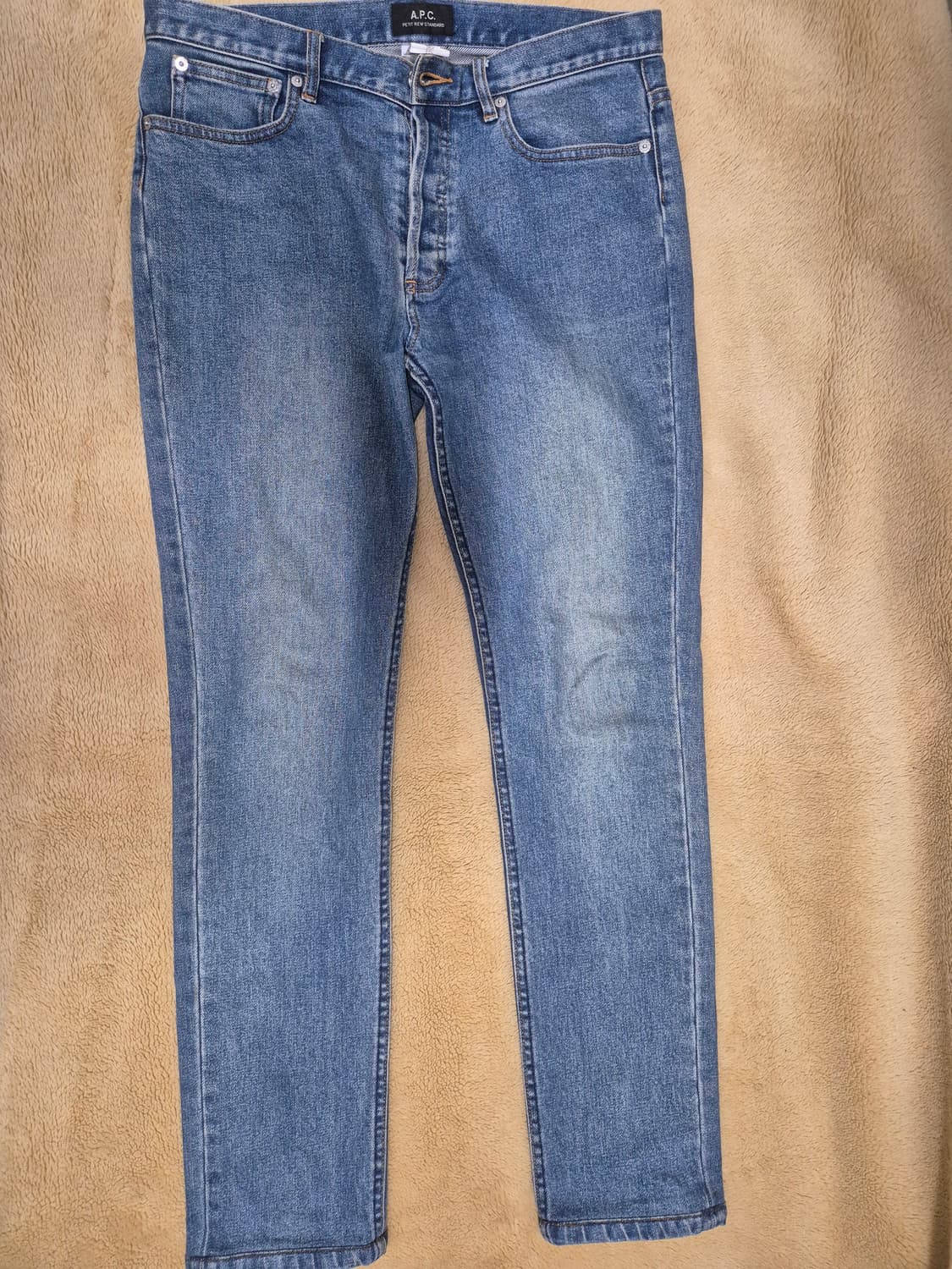 아페쎄(A.P.C.)의 쁘띠 스탠다드 진 29 판매합니다 
단시간 착용하 상품이미지1