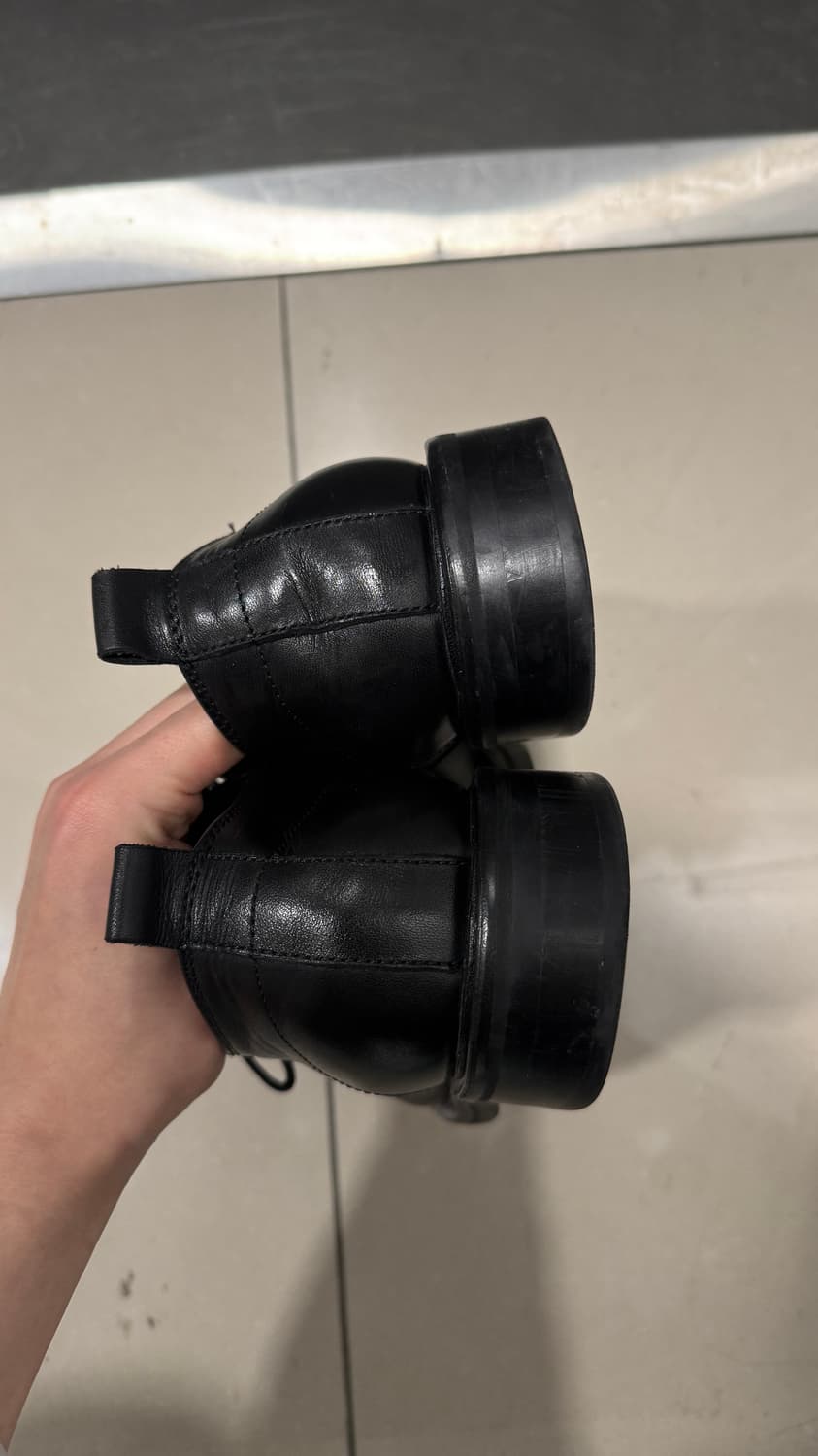 로맨틱무브 더비 홀스레더 블랙 상품이미지4