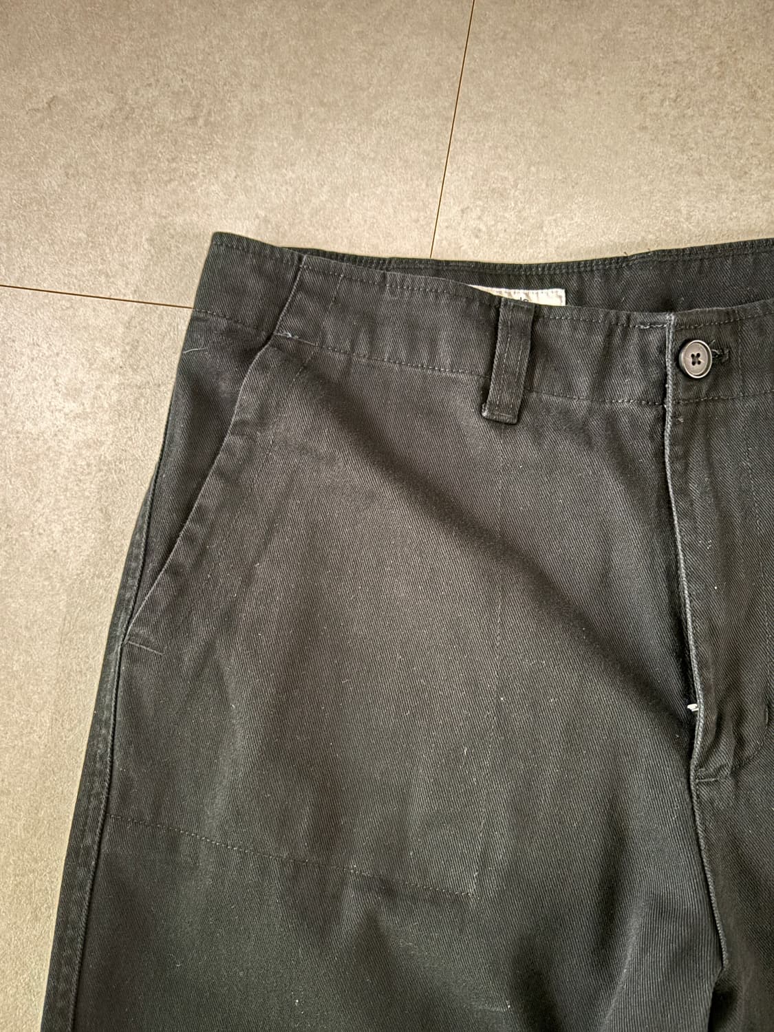 에잇세컨즈 블랙 퍼티그 팬츠 33 상품이미지5