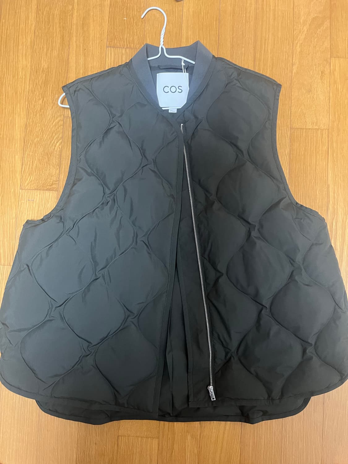 COS 코스 마텔라세 다운 베스트 새제품 상품이미지3