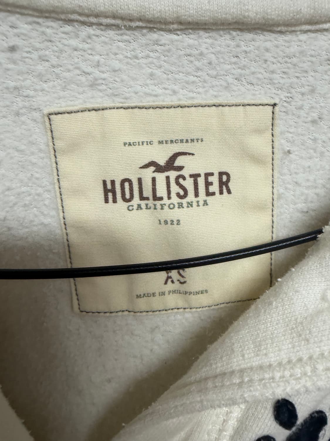 홀리스터 슬림핏 크롭 가디건 xs 상품이미지3