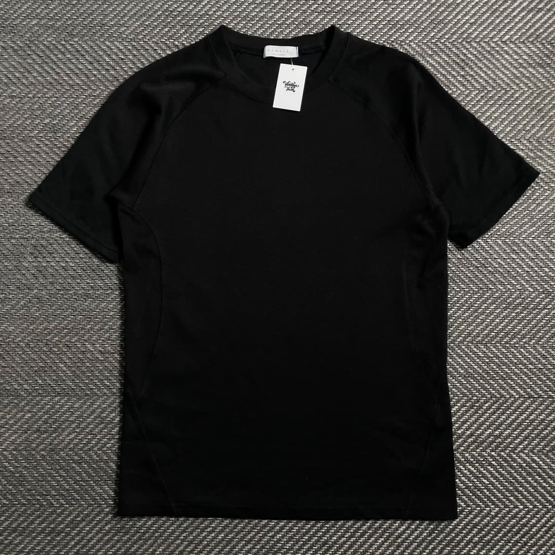 갬블 블랙 미니멀 머슬핏 티셔츠o 4007 상품이미지1