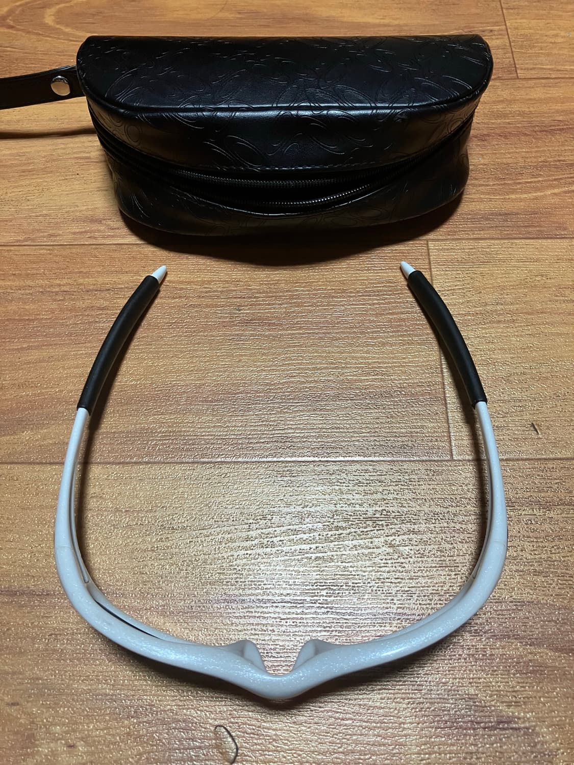 오클리 미뉴트 1.0 새렌즈 펄화이트 상품이미지4