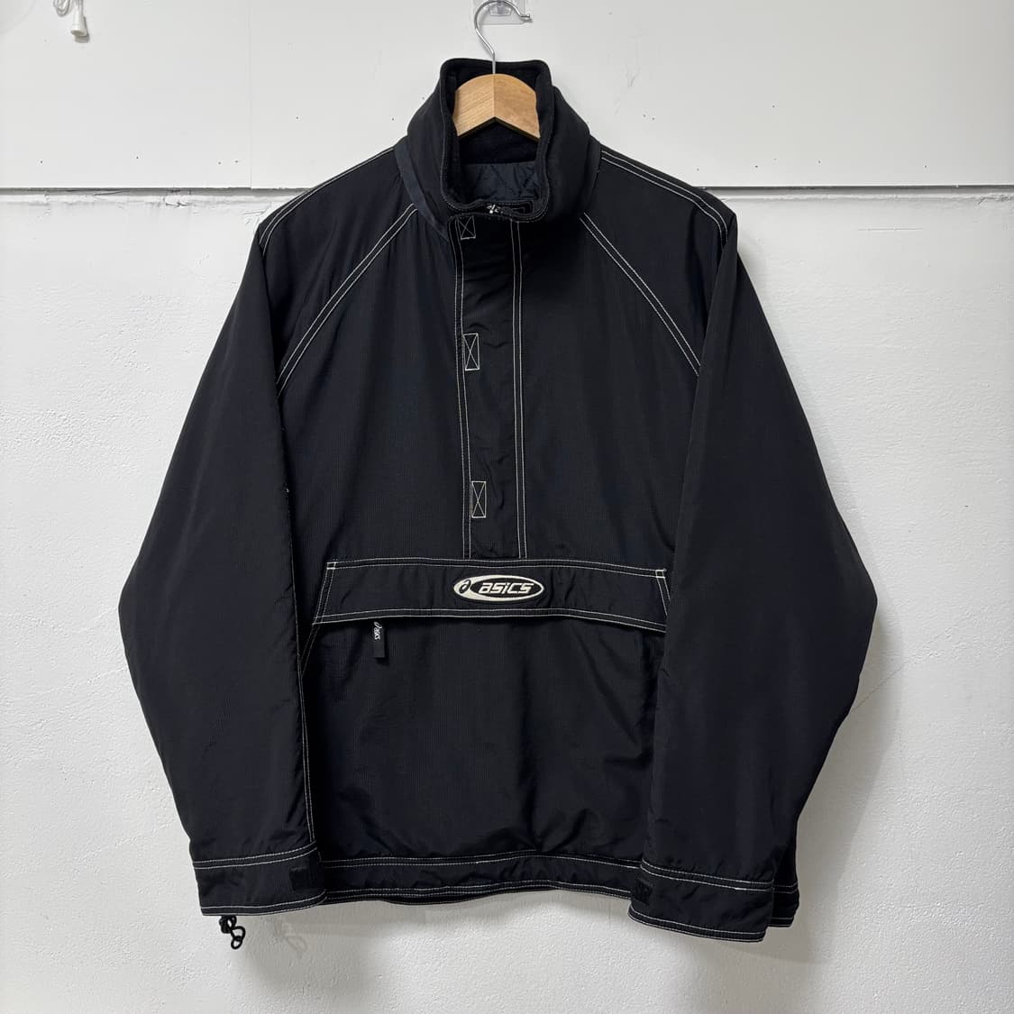 아식스 블랙 올드스쿨 누빔 아노락  상품이미지1