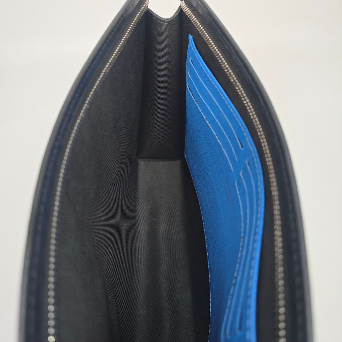 루이비통 그라피트 다미에 포쉐트 보야주 클러치 상품이미지8