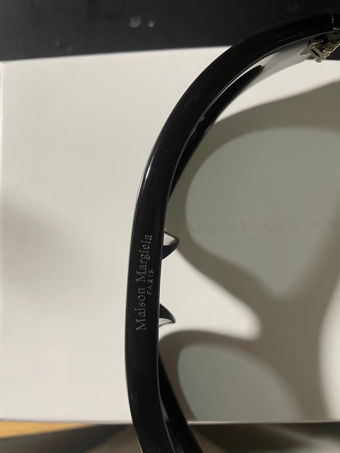 젠틀몬스터 마르지엘라 MM003 선글라스 블랙 상품이미지4