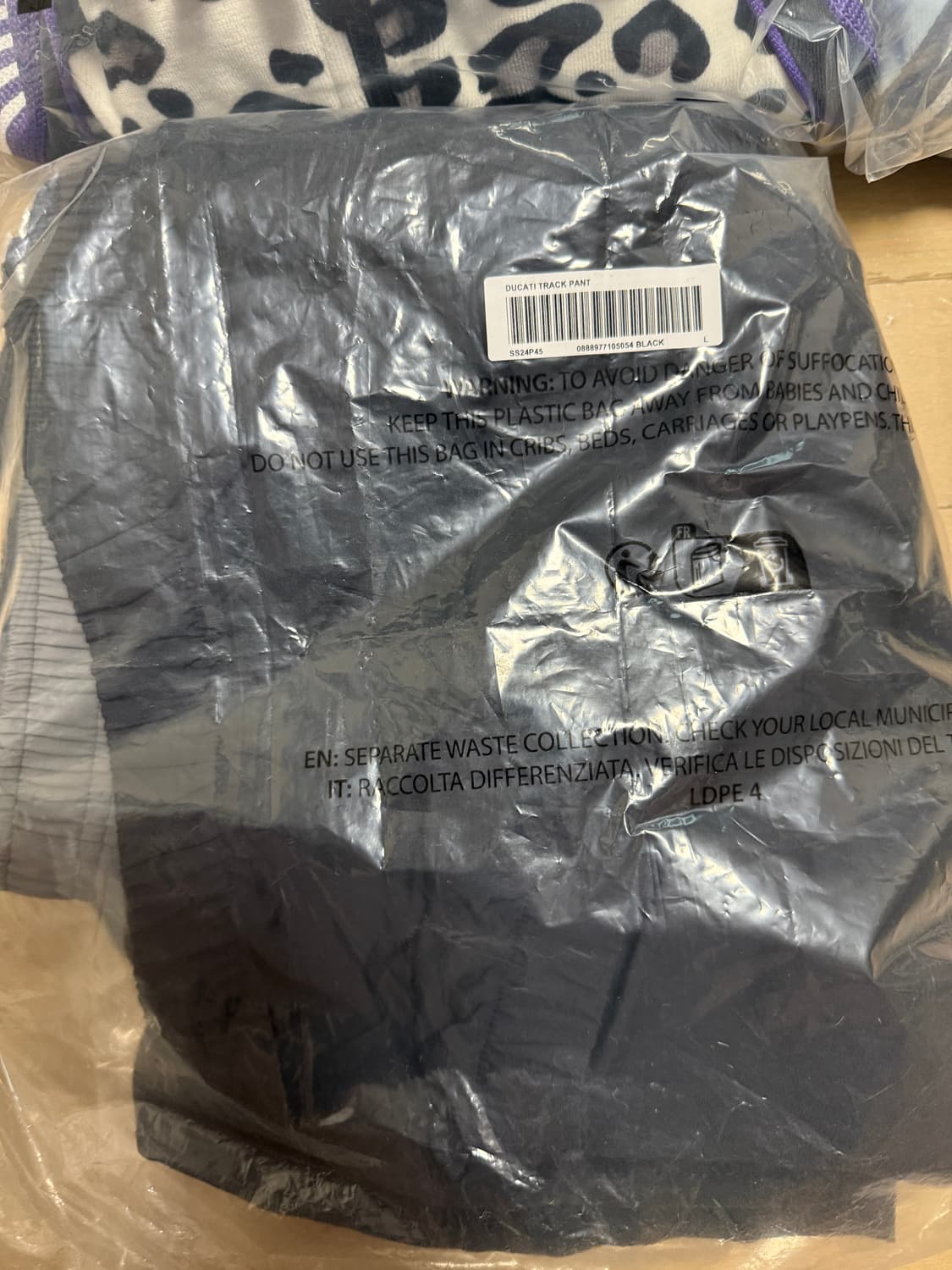 슈프림 두가티 트랙팬츠 상품이미지3