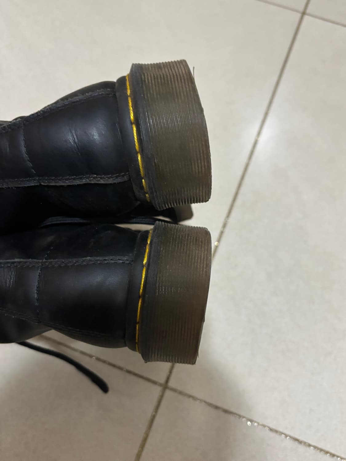 닥터마틴 1460 8홀 240 상품이미지6