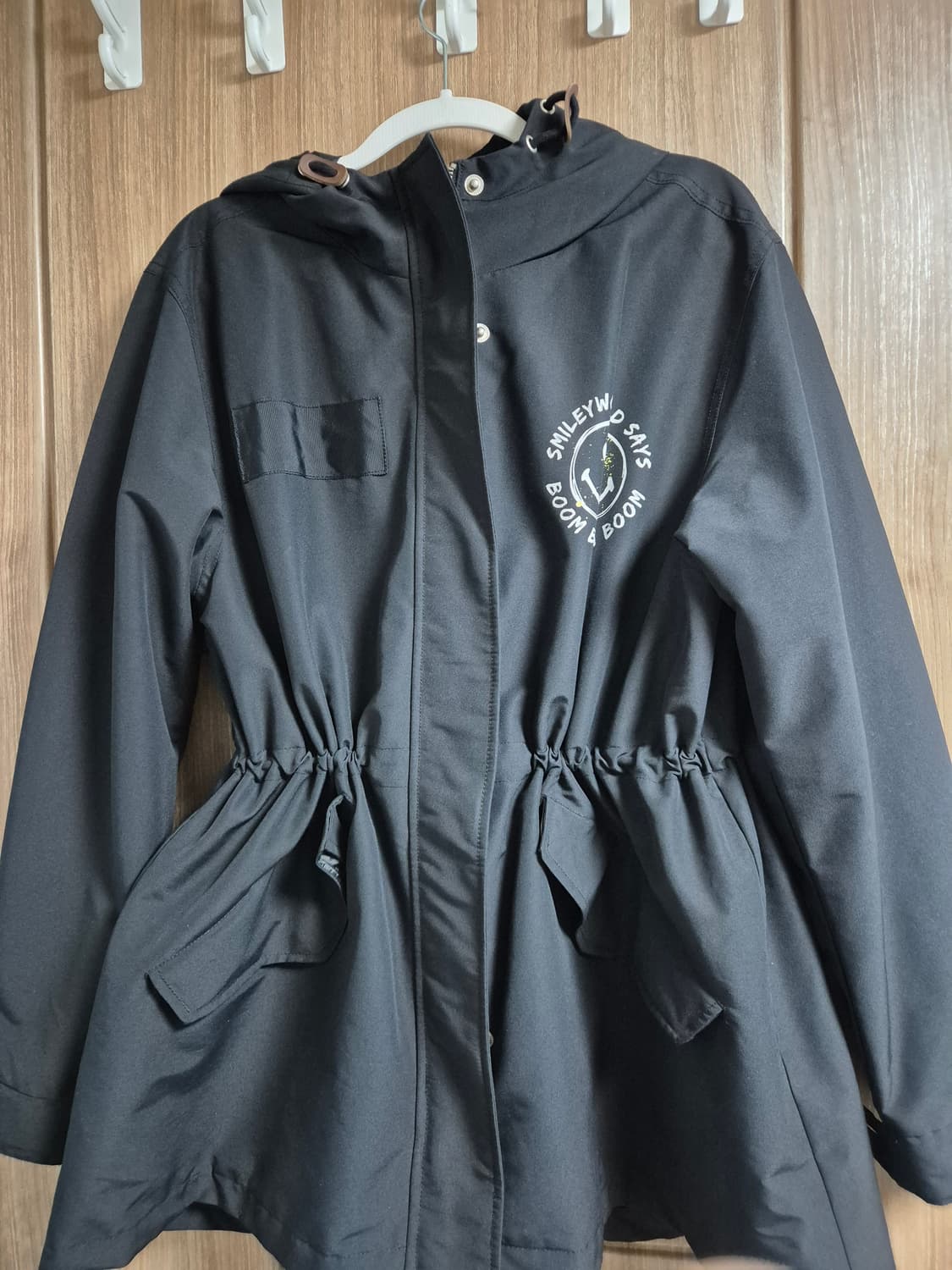 스마일리월드 블랙 후드 야상 점퍼 95사이즈 상품이미지4
