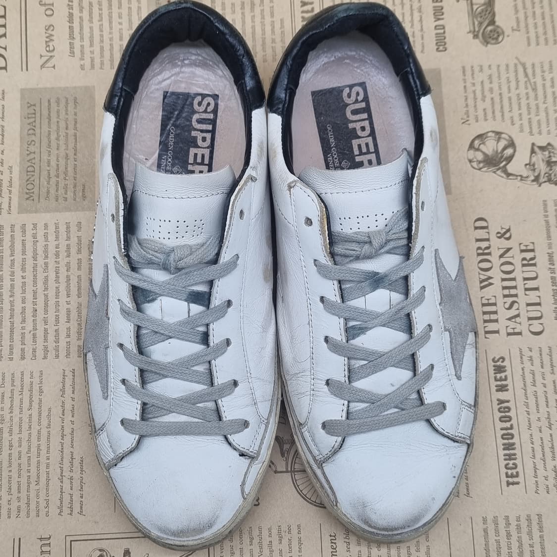 골든구스 슈퍼스타 블랙탭 스니커즈 37 240 상품이미지2