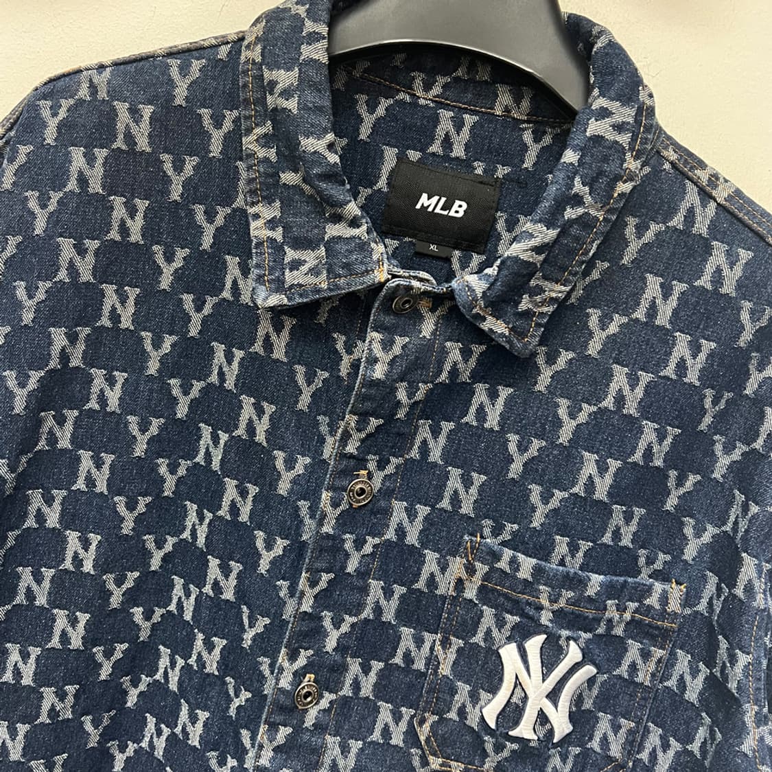 MLB 엠엘비 뉴욕 양키스 자카드 모노그램 데님 셔츠 XL 상품이미지3