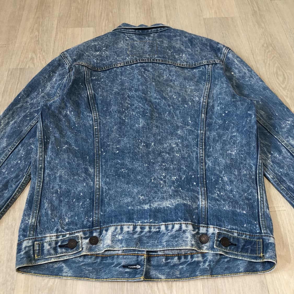 (M) 리바이스 Levi's 72334 연청 블리치드 디테일 데님 자켓 상품이미지9