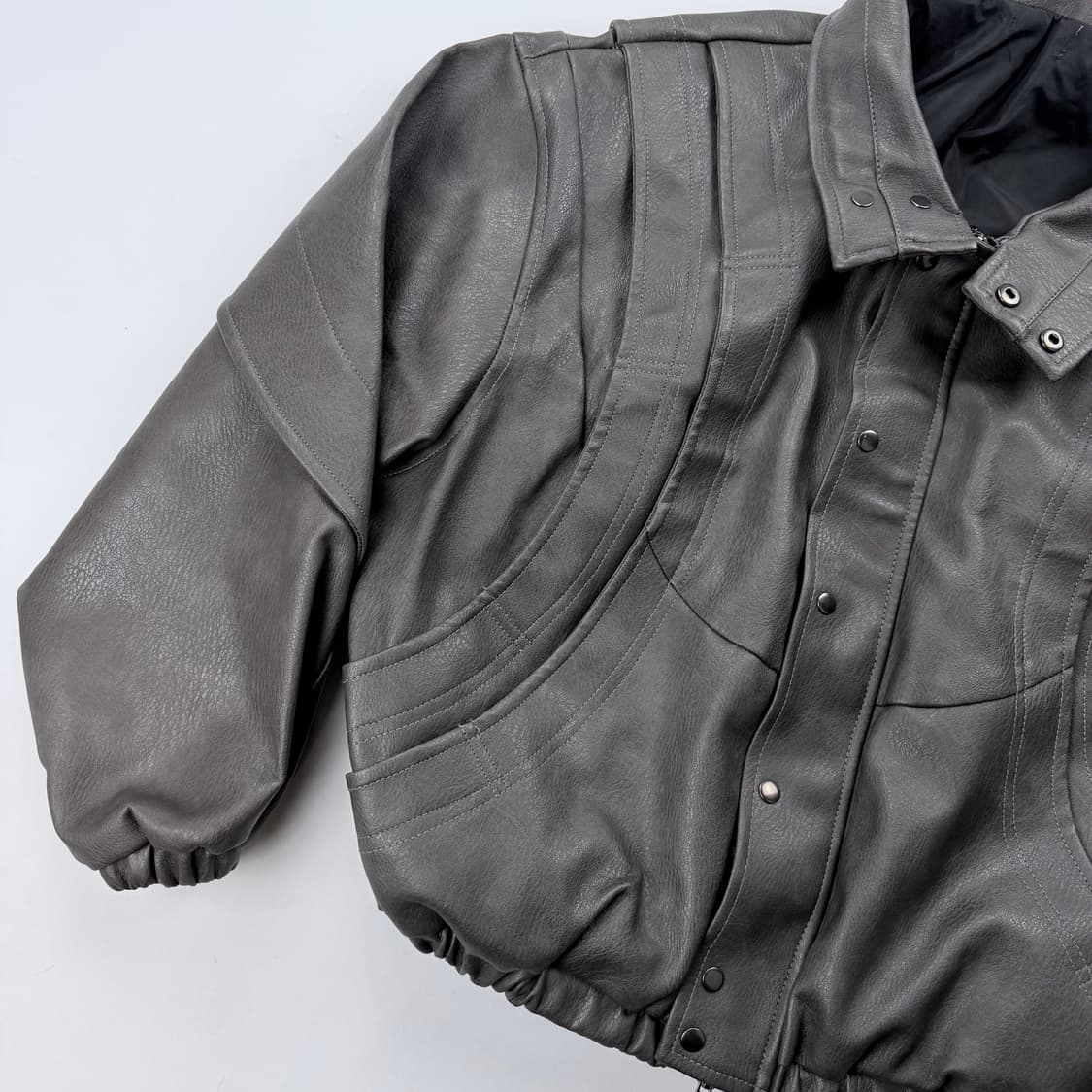 Leather 크롭 봄버 자켓 상품이미지4