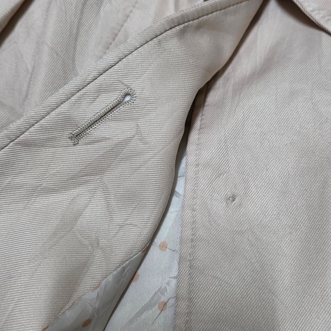 빈티지 라떼갸루 트렌치 코트 일브 리즈리사 히메갸루
엑시즈팜 상품이미지4