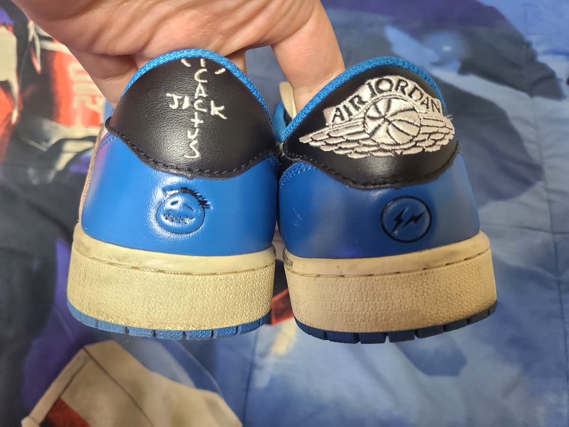 조던1 트래비스 스캇 프라그먼트 레트로 로우 상품이미지10