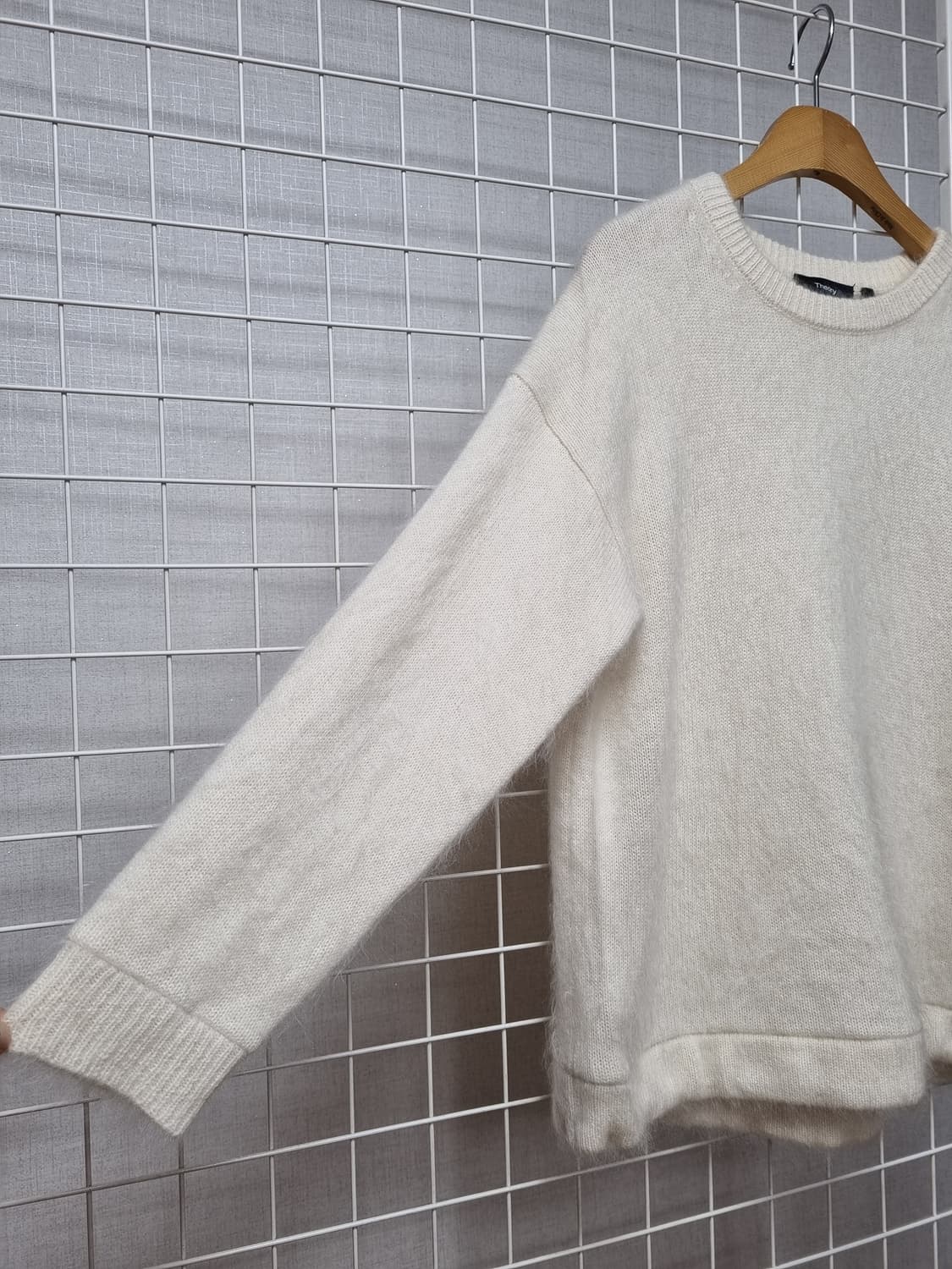 띠어리 캐시미어 100% 스트링 니트 상품이미지4