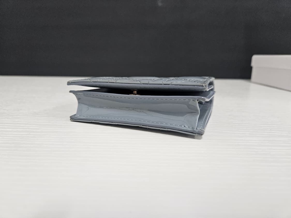 디올 레이디 까나쥬 반지갑(상태좋음 영수증포함 풀구성) 상품이미지4