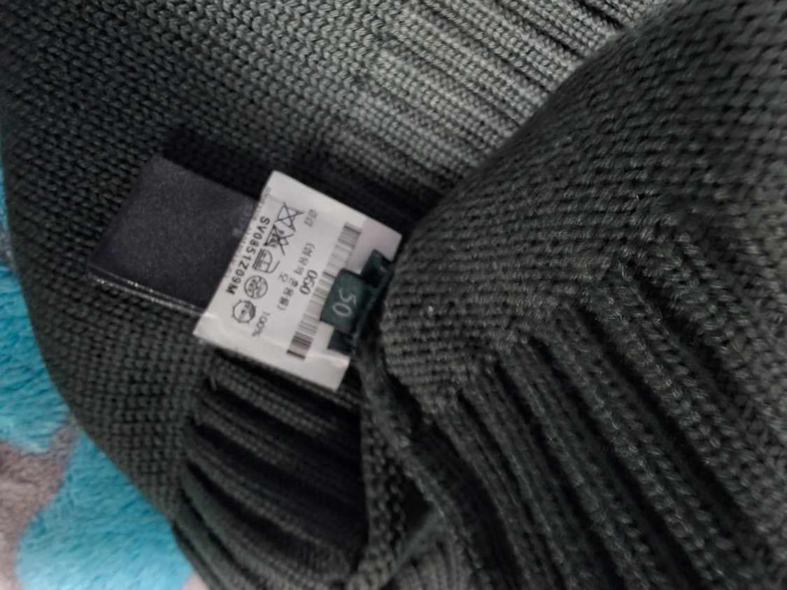 자노네 니트 판매합니다 상품이미지3