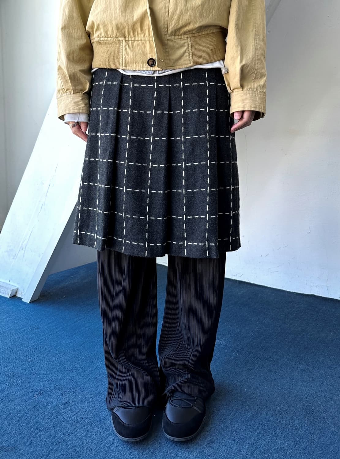 Felted wool stitch design skirt 상품이미지9