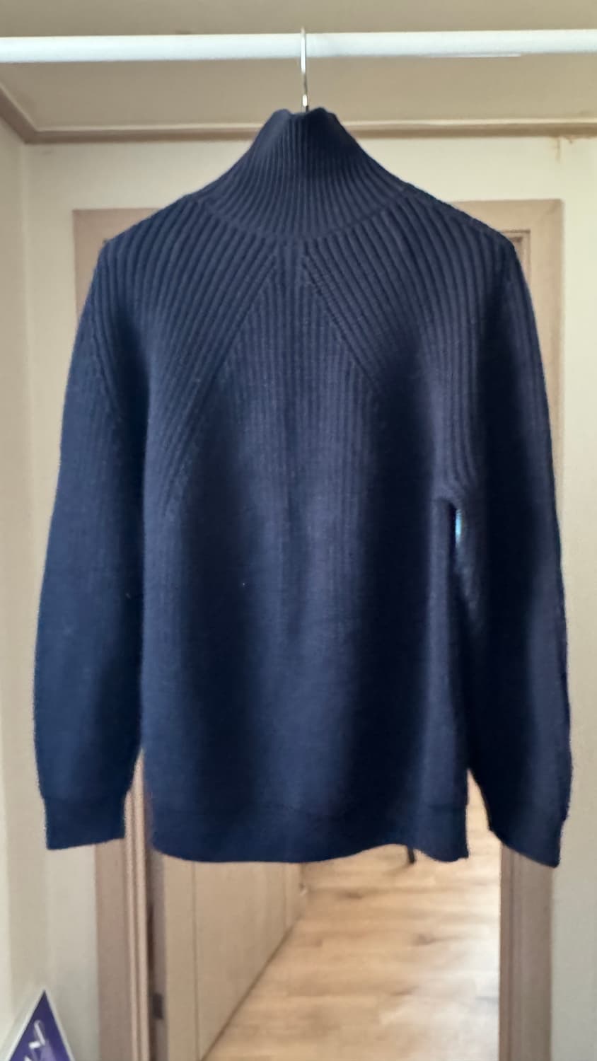 바토너 모크넥 시그니처 스웨터 상품이미지3