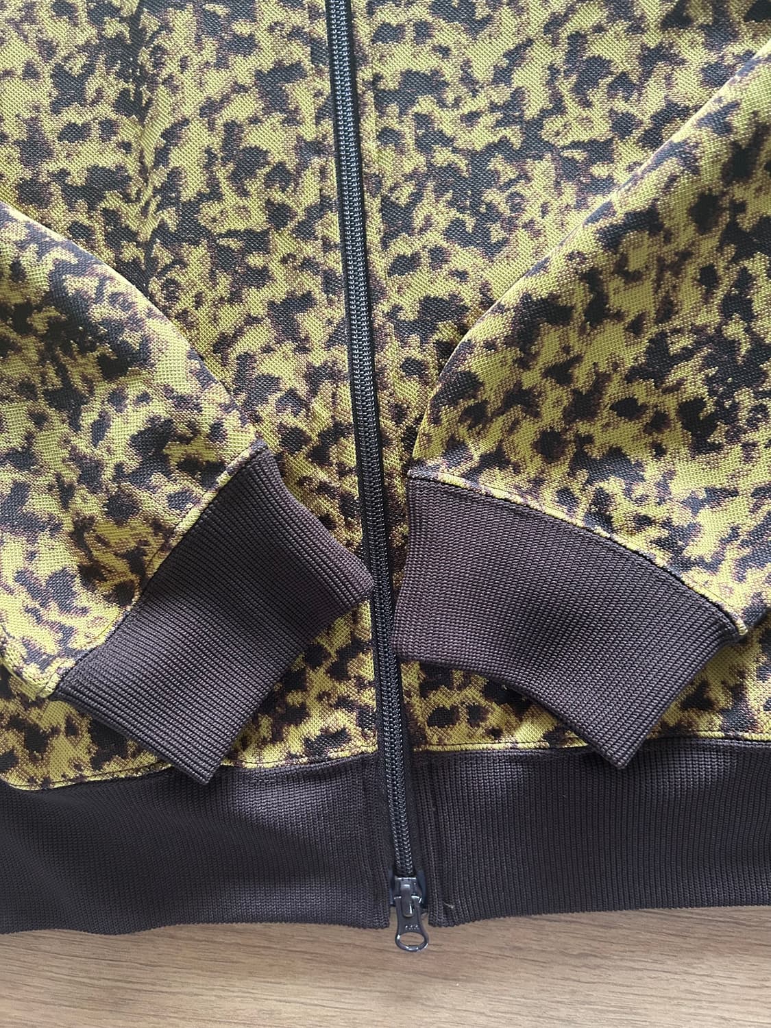 니들스 호피집업 상품이미지3