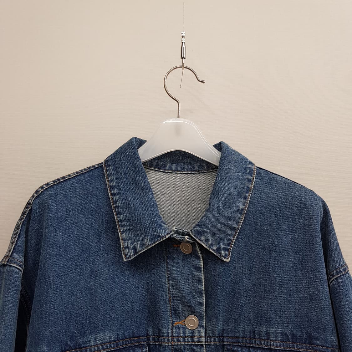 한섬 시스템 배색 퀼팅 오버핏 데님 자켓 82-94-160사이즈 상품이미지2