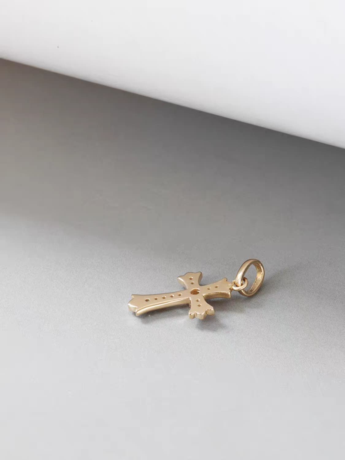 Oceanora 14K 골드 CZ 다이아몬드 십자가 펜던트 상품이미지4