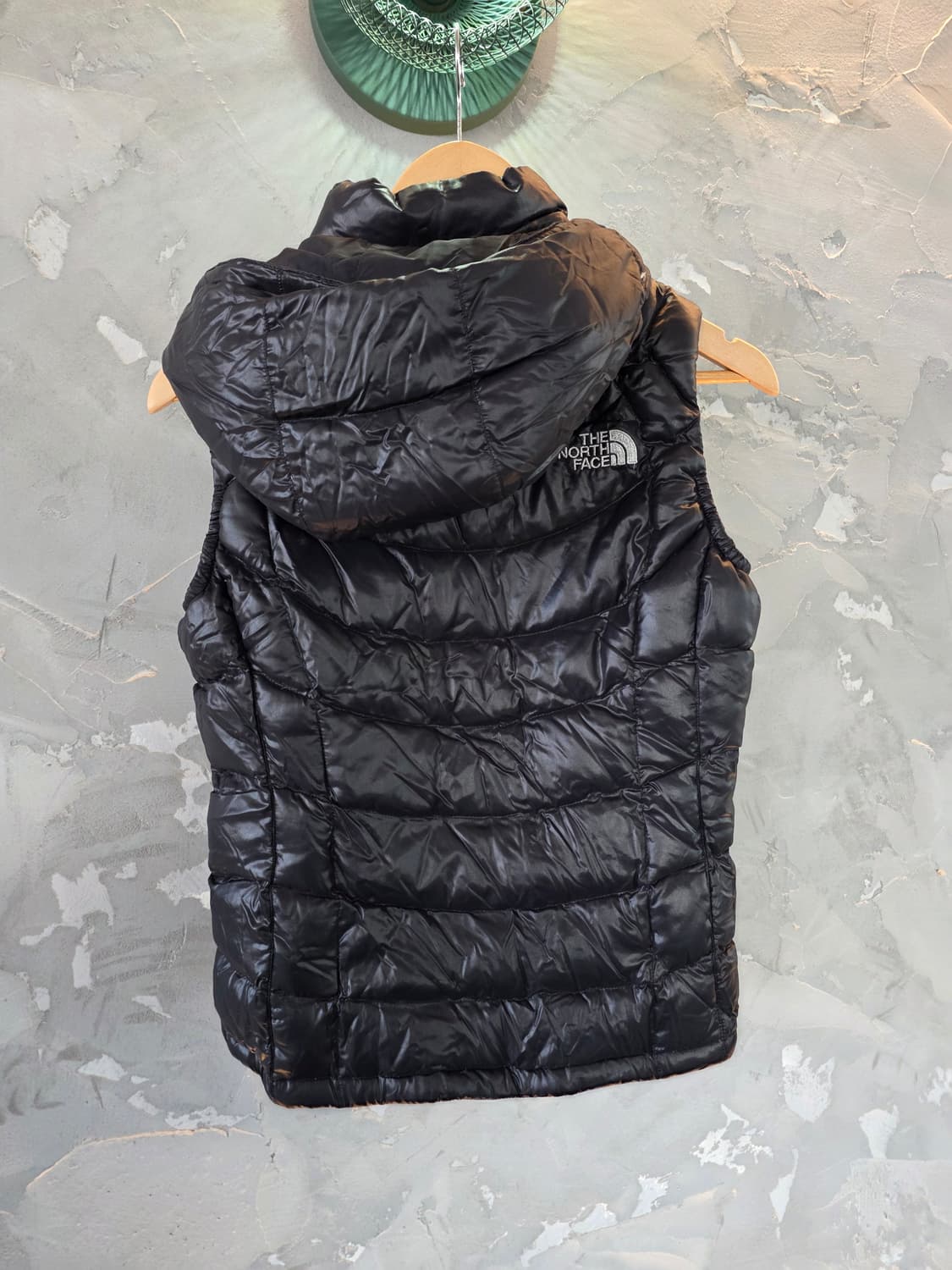 노스페이스 눕시 600 필 파워 블랙 패딩 조끼 S 상품이미지2
