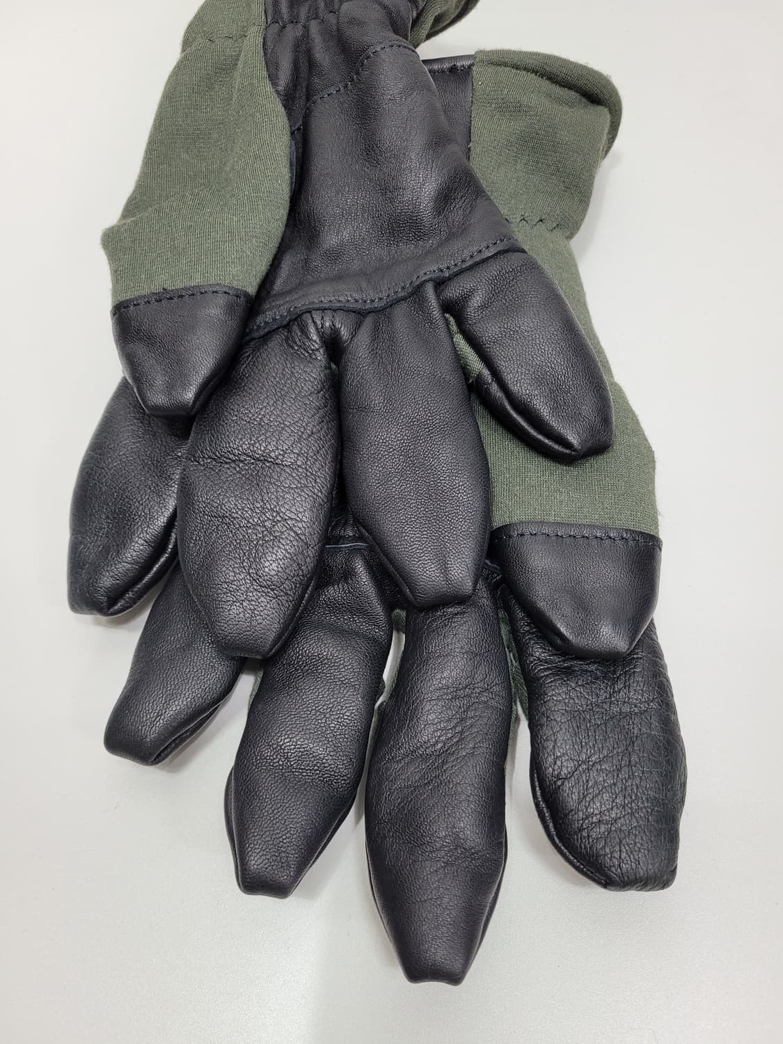 미공군 노맥스 HAU-15P 방한장갑 항공장갑 / 남 10호 (큰손)
 상품이미지3