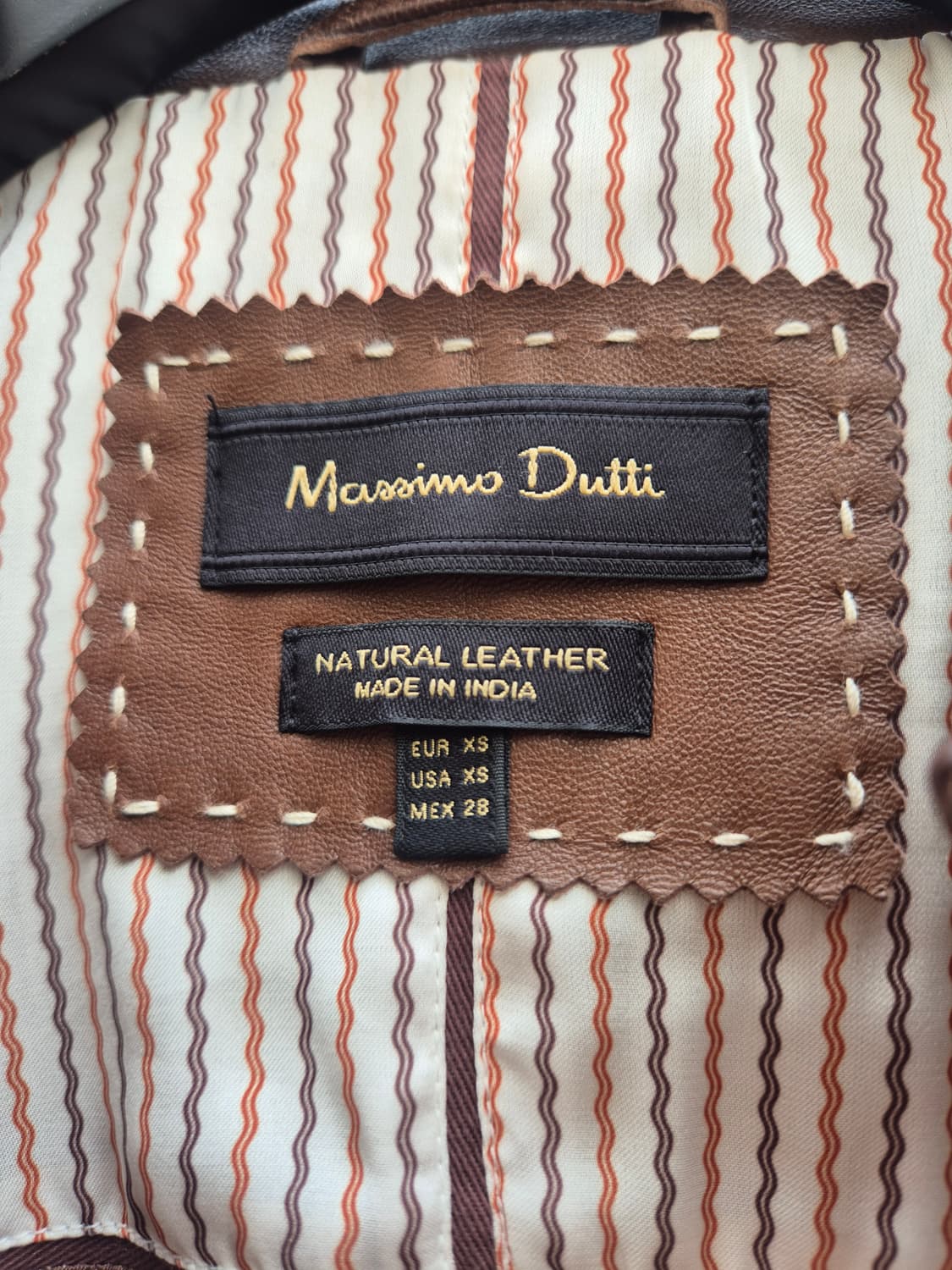 마시모두띠 여성 가죽 자켓입니다 상품이미지2