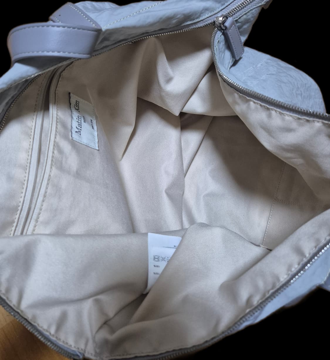 마뗑킴 나일론 패브릭 쇼퍼백(라이트그레이) 상품이미지8