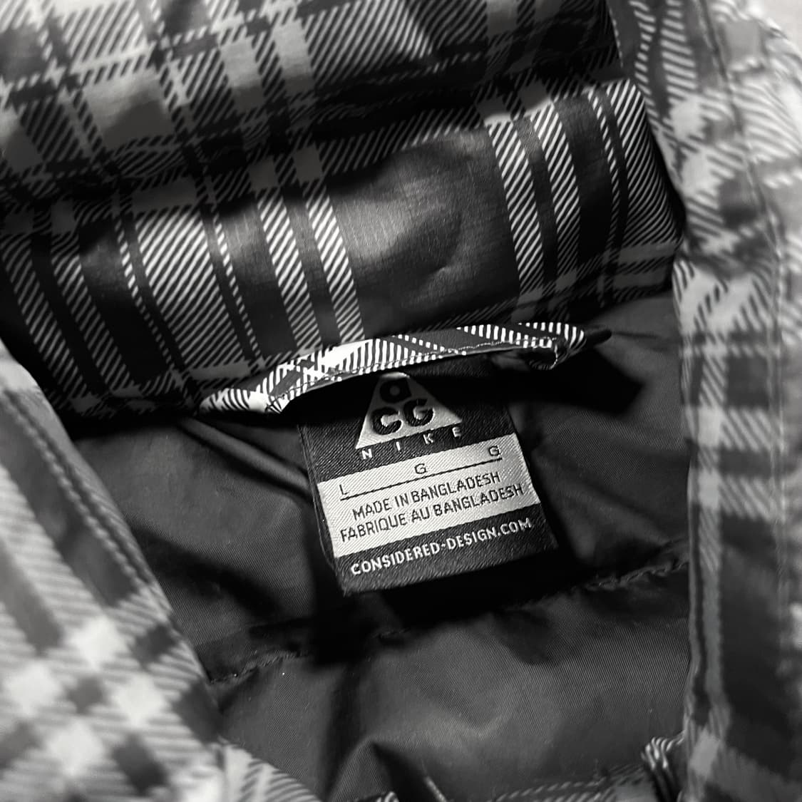 나이키 ACG 체크패턴 투웨이 구스다운 경량패딩 상품이미지7