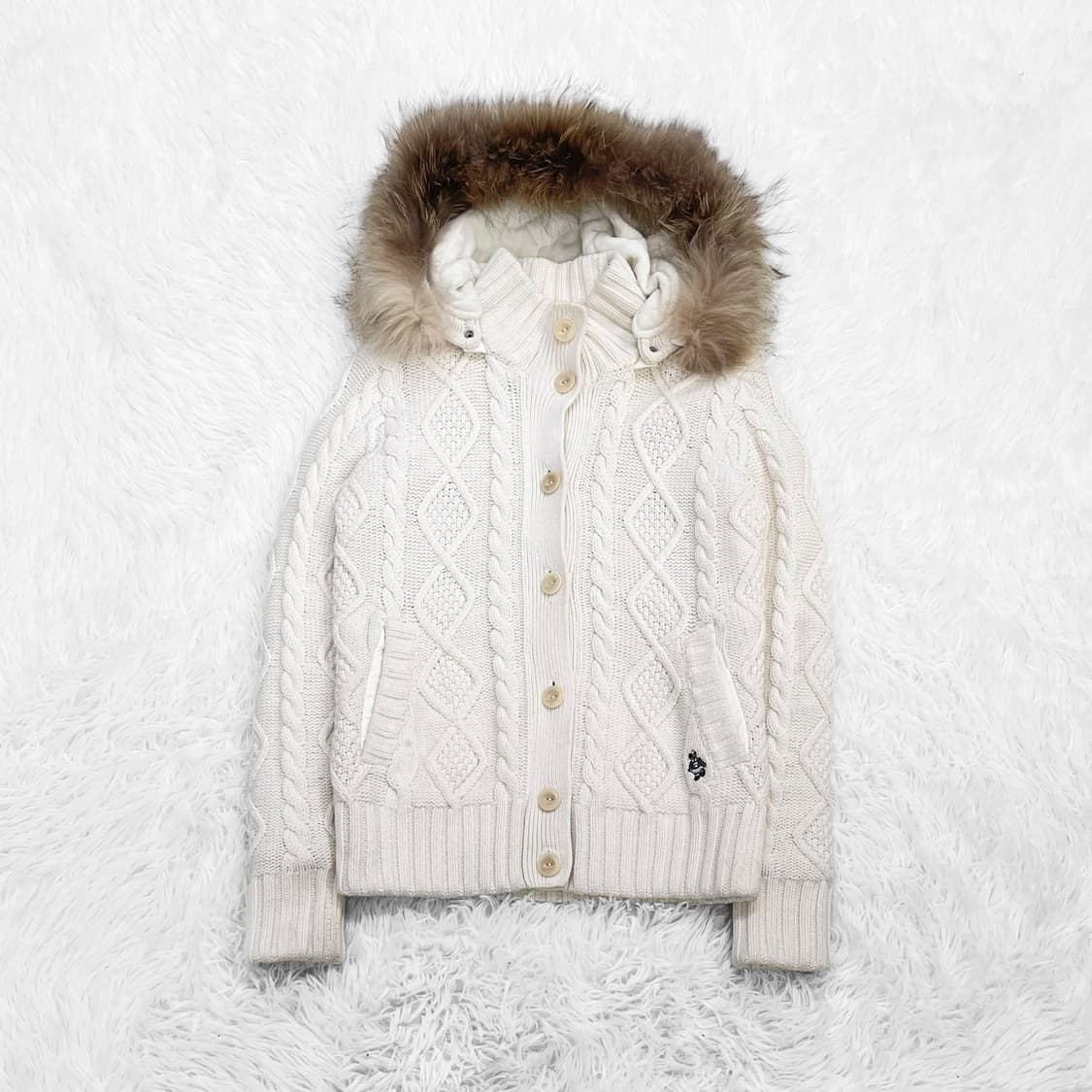 티니위니 울프죠 케이블 버튼 니트 집업 아이보리 상품이미지2