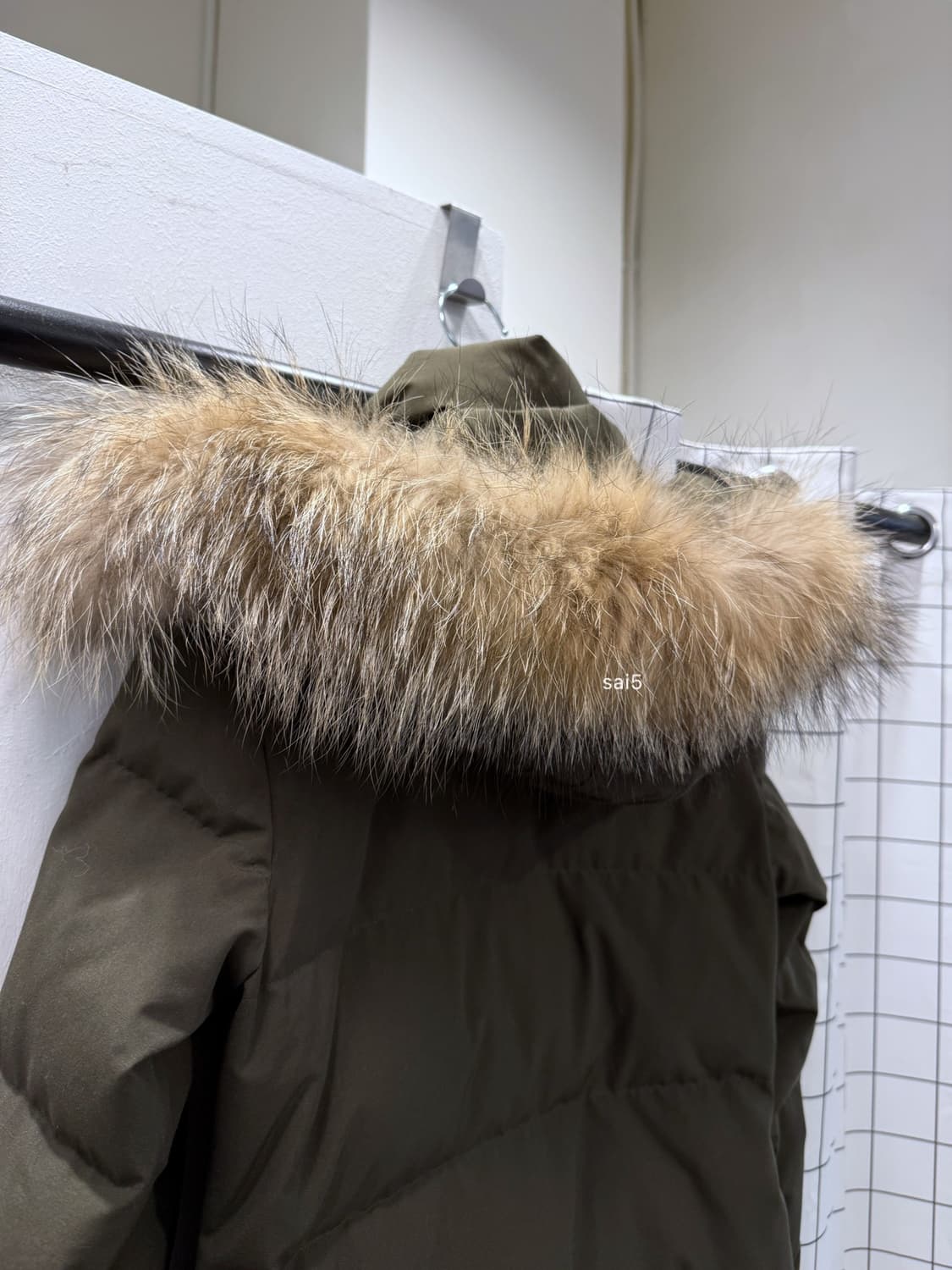 비이커 라쿤 구스 롱패딩  상품이미지5