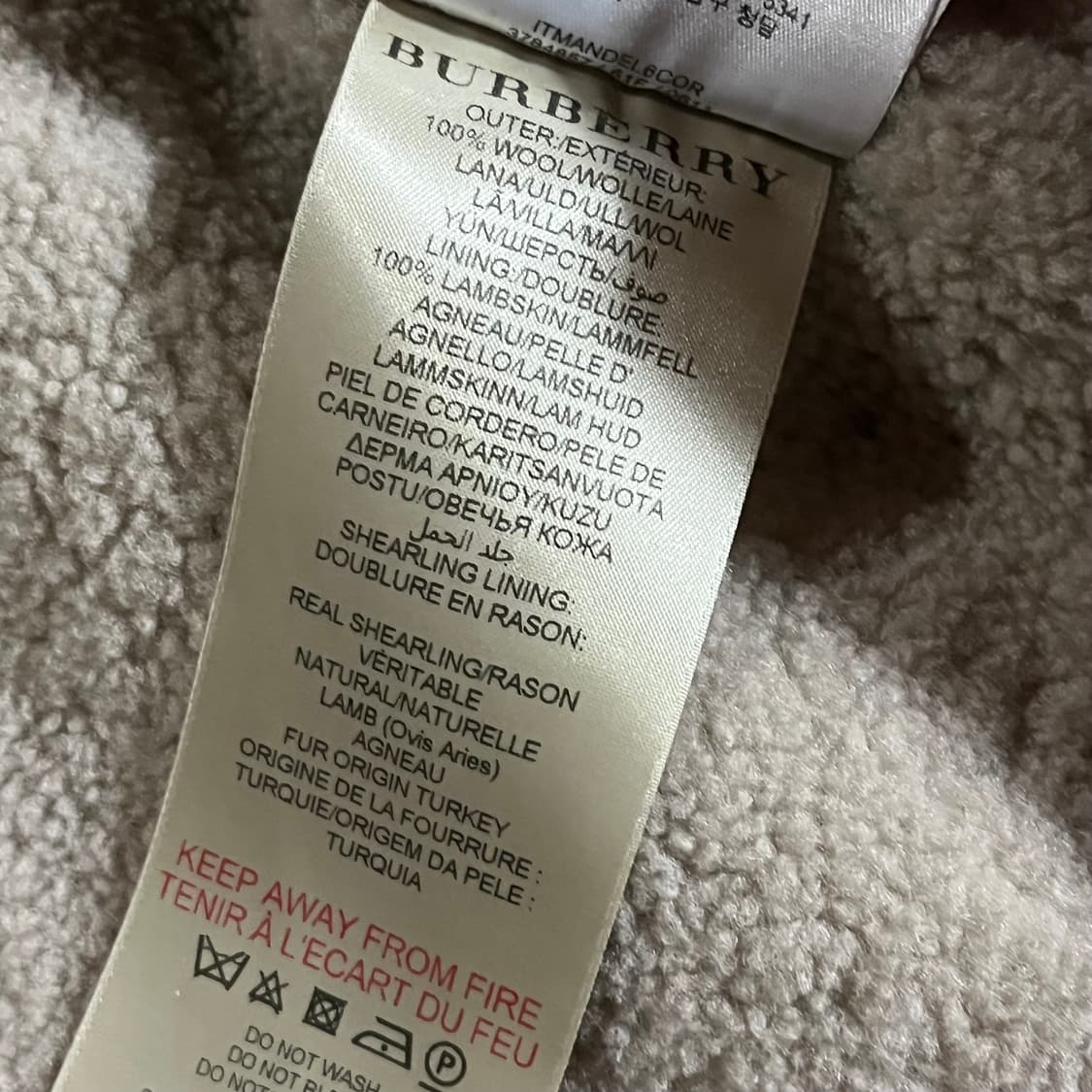 [키즈] 버버리 체크 양털 자켓 상품이미지10