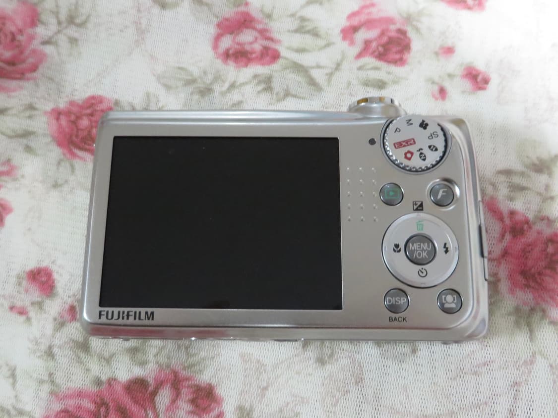 후지필름 파인픽스 f70 exr 실버 디카 아일릿 원희 디카 상품이미지2