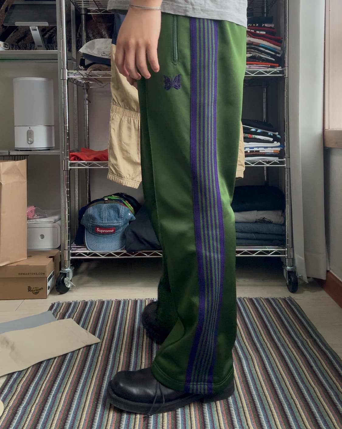 니들스 내로우 트랙 팬츠 상품이미지1