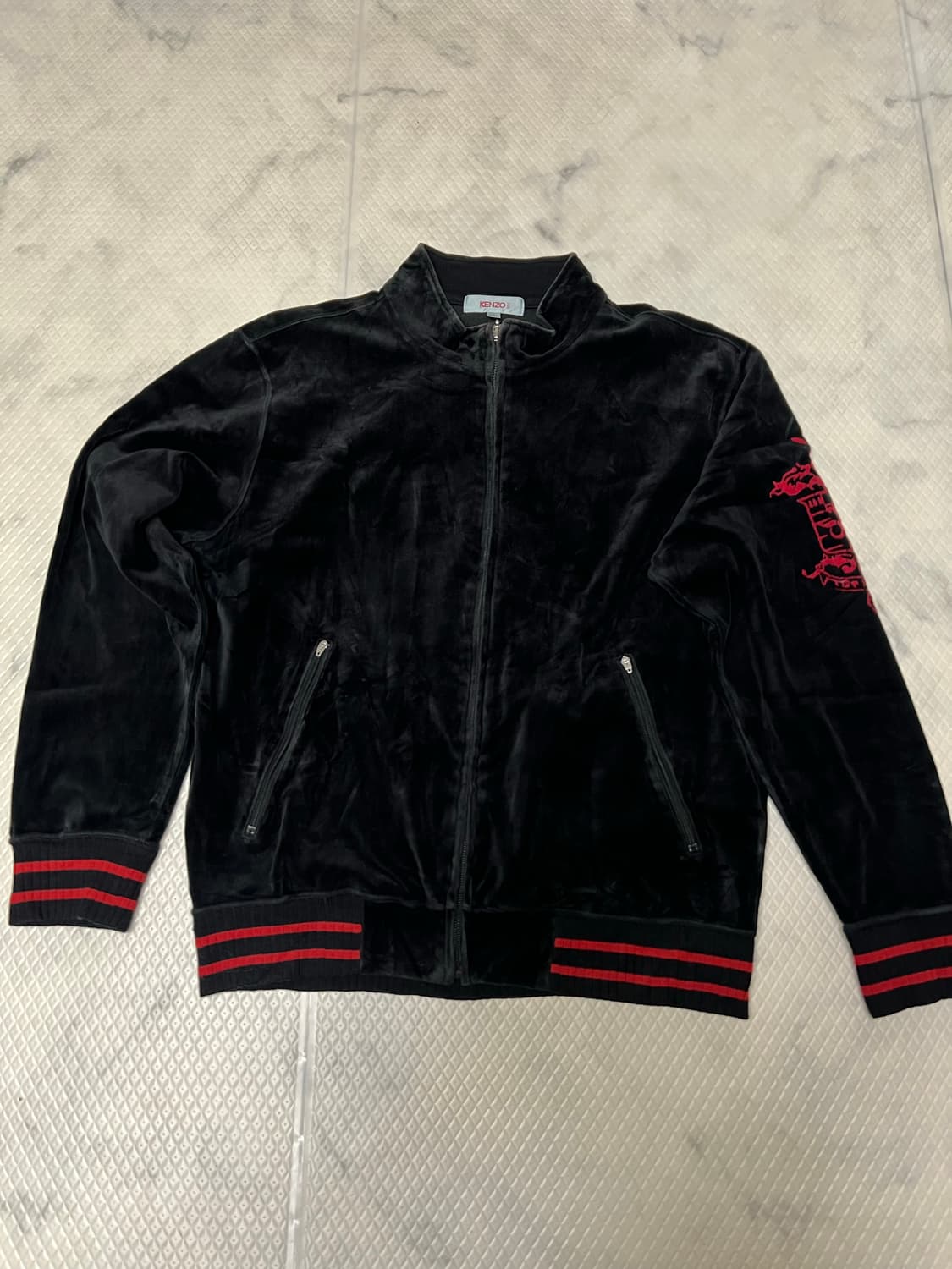 희귀템 | Y2K 겐조 블랙 벨루어 레드 자수 트랙탑 상품이미지2
