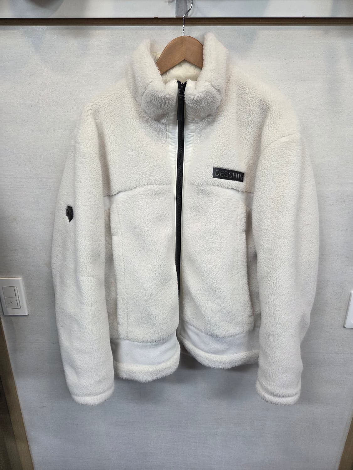 데상트 히트나비 슈퍼 플리스자켓 xl 상품이미지1