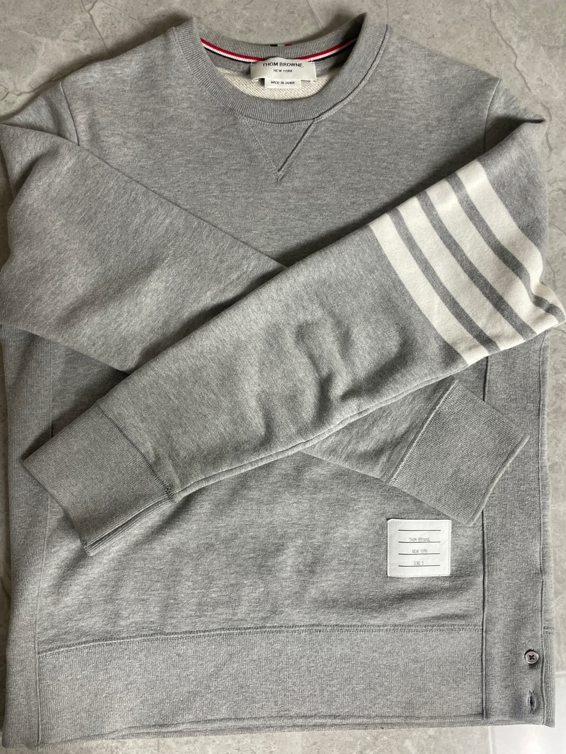 정품 톰브라운 사선완장 맨투맨 그레이 2사이즈 상품이미지2