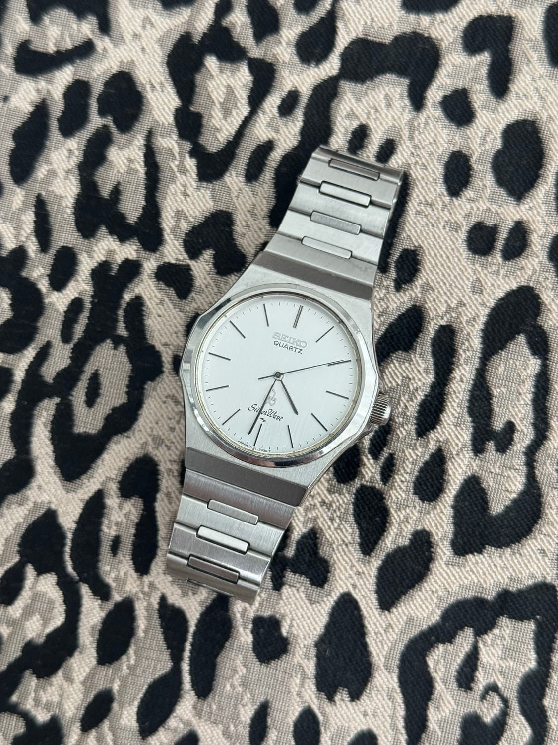 80s 빈티지 세이코 실버웨이브 쿼츠 상품이미지1