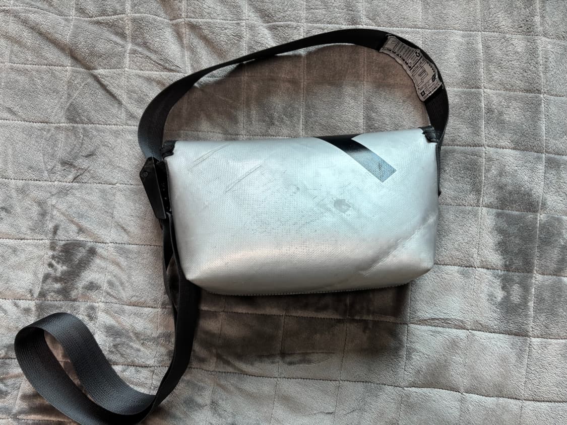 프라이탁 하와이파이브오 실버 블랙 상품이미지2