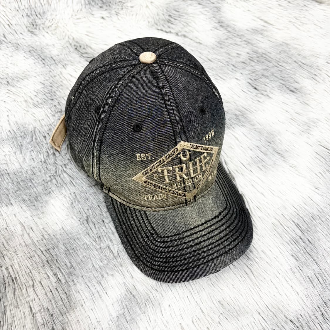 트루릴리전 자수 데님 볼캡 상품이미지1